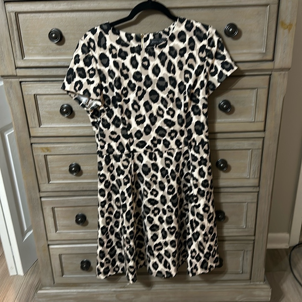 Jessica Howard leopard dress